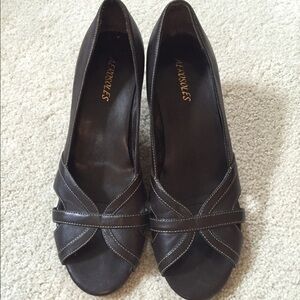 Brown Aerosole peep toe dress heels 8.5